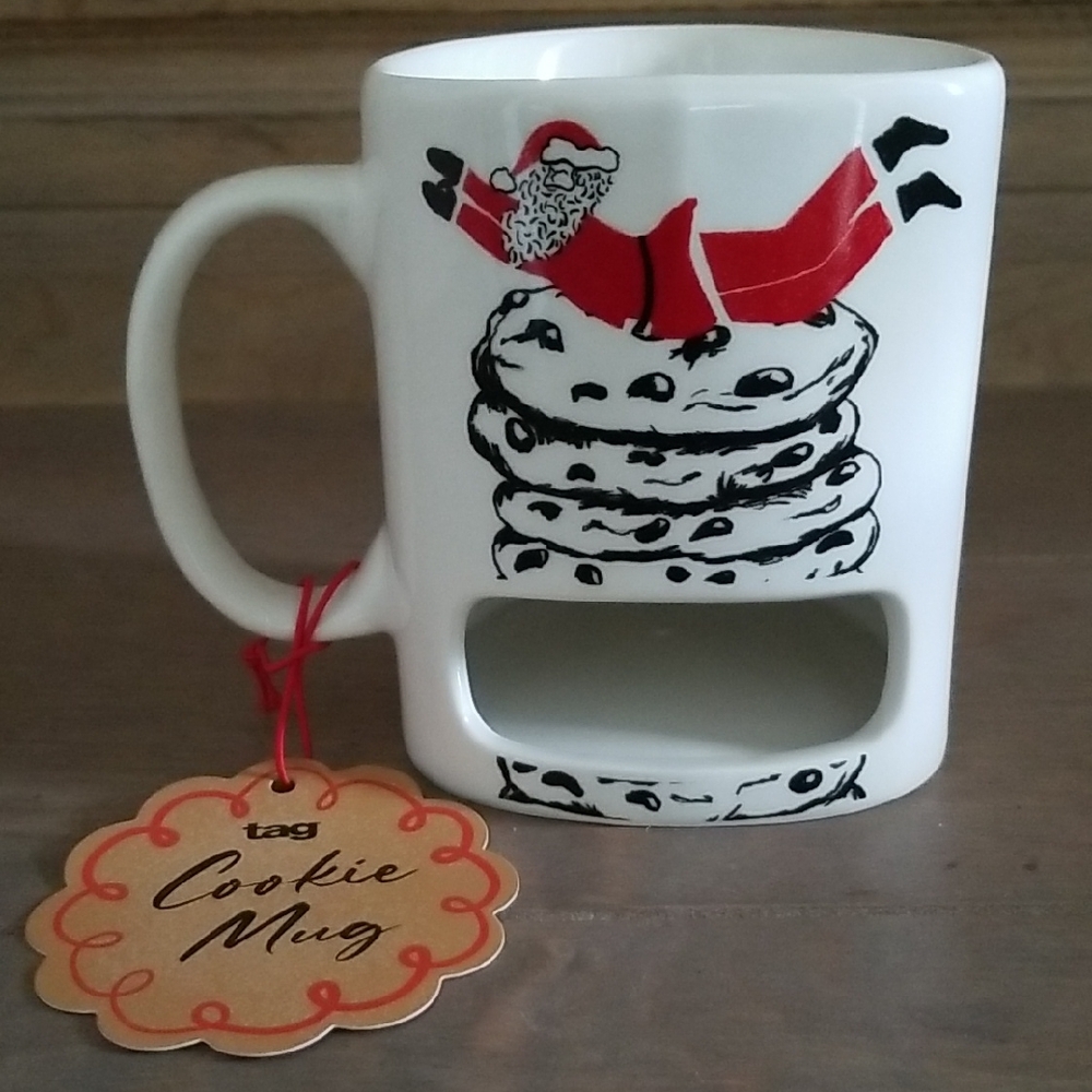 Tag Surfing Santa Cookie Pocket Mug